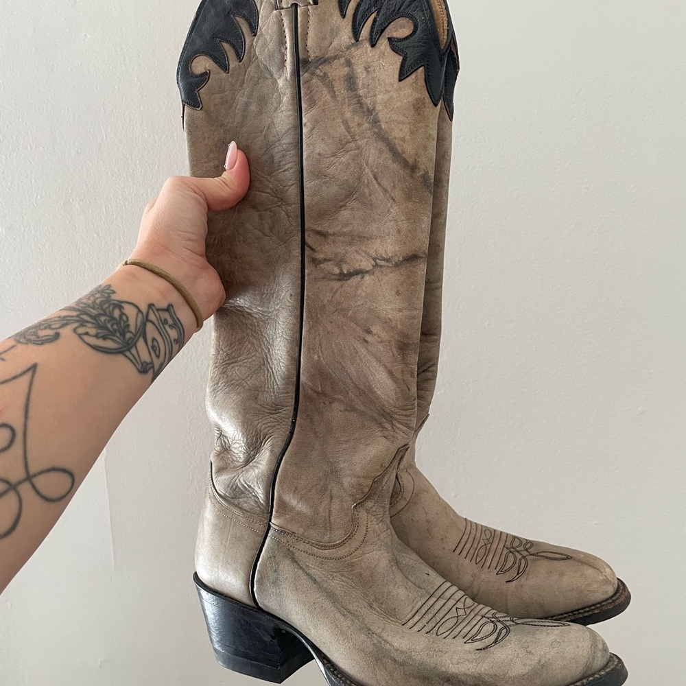 Knee high tall western cowboy boots Justin boots